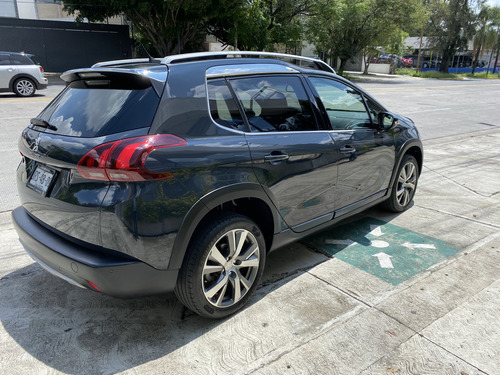 Peugeot 2008 1.2 Puretech Allure Pack
