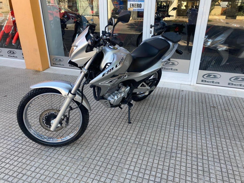 Imagen 11 de 13 de Honda Falcon 400 , 2015