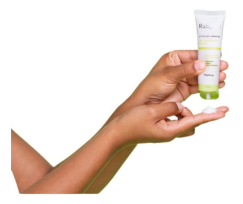 Imagem 3 de 10 de Gel Hidratante Facial Proteção Urbana Ruby Rose