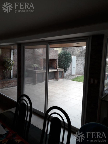 Imagen 16 de 23 de Venta De Casa 4 Ambientes En Bernal Con Cochera Y Fondo Libre (25629)