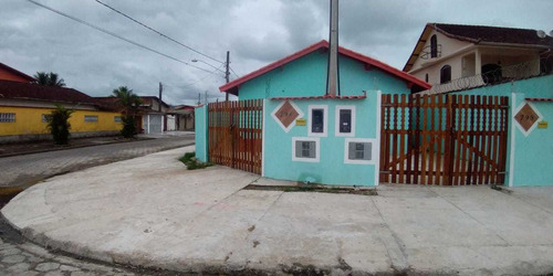 Casa Nova Em Mongaguá! Com 02 Dormitórios .ref.: 7840 E