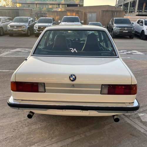 Imagen 4 de 21 de Bmw 323i E21 Coupe