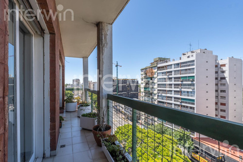Dúplex - 6 Ambientes - Quincho, Cochera Doble - Vicente Lopez - Venta