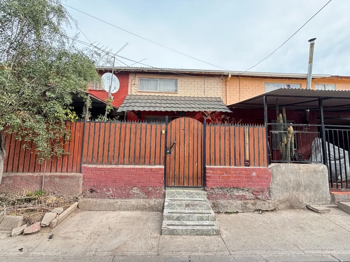 Imagen 1 de 11 de Linda Casa En Casa En Villa El Estero, San Esteban