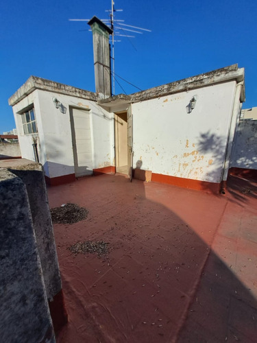 Piso Unico 4 Amb Al Frente Con Terraza - Alquilado Hasta Diciembre 2025 -