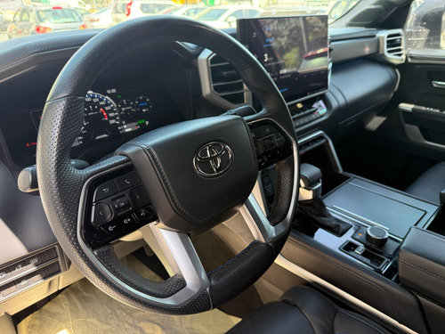 Toyota Tundra 5.7 Limited 4x4 At