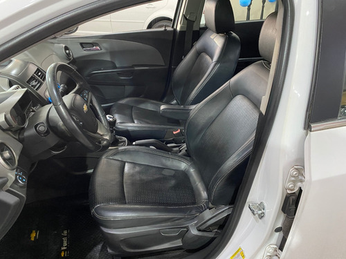 Imagen 9 de 11 de Chevrolet Sonic 1.6 Ltz Full Full 2012