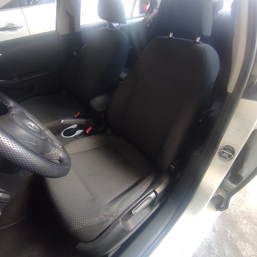 Imagen 8 de 14 de Volkswagen Jetta Mkvi Style Active 2013