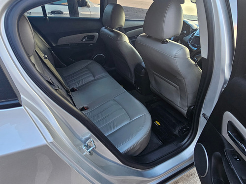 Chevrolet Cruze 1.8 Ltz Mt 5 p