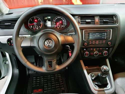 Volkswagen Vento Tdi 2.0 Advance 2014 Diesel Smart Garage!!!
