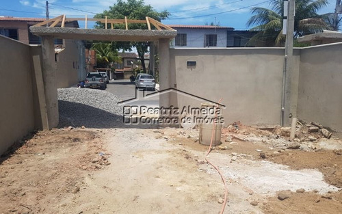 Casa 2 Qts (1 Suite) No Barroco, Sala, Cozinha Americana, Quintal E Garagem