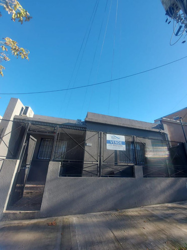 Casa Apta Credito A La Venta Refaccionada A Nuevo Bella Vista Calle Moine 300