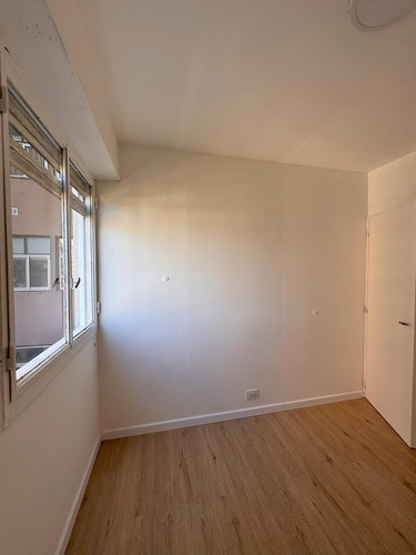 Departamento 3 Ambientes Refaccionado A Nuevo.