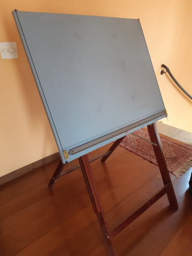 Mesa Para Desenho Técnico Com Cavalete Em Madeira Trident (Usado)