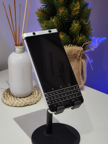 Blackberry Keyone 32 Gb Negro/plata 3 Gb Ram Libre 0km Gris Claro