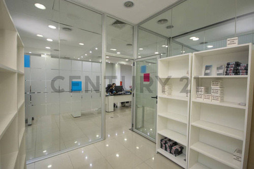 Venta Oficinas + Depósito + Cocheras - Financiación