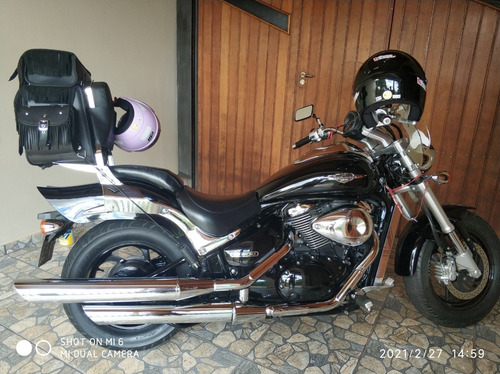 Suzuki Boulevard M800