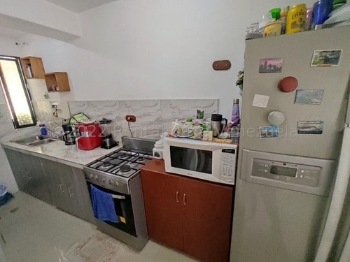 Imagen 9 de 15 de Apartamento En Venta En Turmero Urbanizacion Las Carolinas 23-3134 Wjo