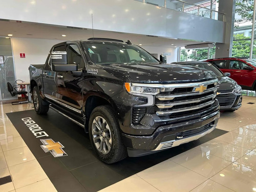 Chevrolet Silverado 5.3 V8 High Country