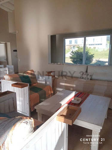 Venta De Casa Costa Esmeralda - Pinamar