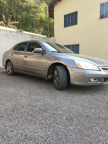 Imagem 1 de 7 de Honda Accord 2006 2.0 Lx 4p