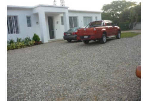 #23-3794 Casa Moderna En La Lagunita Country Club