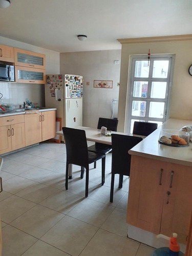 En Venta Casa En Centro Sur, Claustros Del Sur, Gran Ubicación, Oportunidad !