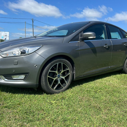 Ford Focus III 2.0 Sedan Titanium At6