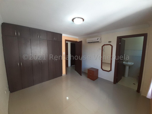 Imagen 8 de 30 de Apartamento En Venta En El Oeste De Barquisimeto Lara 0-4-2-4-5-9-3-7-5-4-2 Rent-a-house Código Flexmls: 22-12134