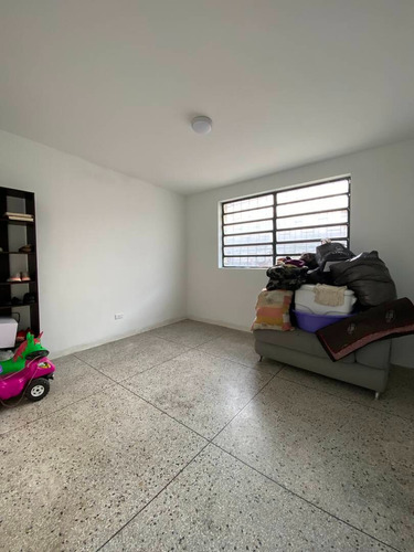 Annic Coronado Vende Casa Parcialmente Remodelada En Trigal Centro Conjunto Cerrado Con Vigilancia Ref. 276050