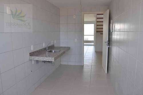 Imagem 16 de 18 de Cobertura Duplex No Condomínio Terra Maris Na Praia Do Porto Das Dunas. - Ap0710