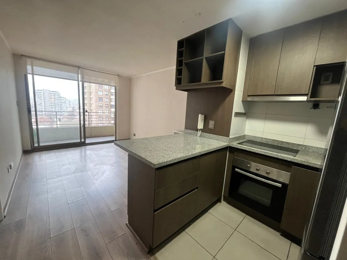 Imagen 5 de 27 de Arriendo De Departamento Con Estacionamiento