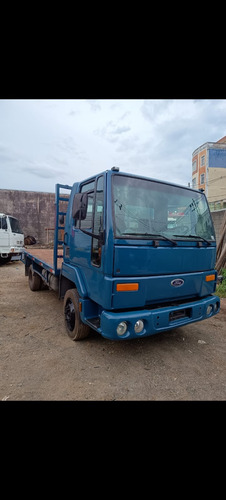 Cargo 815 Ano 2001 Carr. Com Piso Chapeado E Tampas .