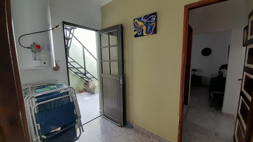 Departamento 3 Amb Sobre Peatonal C/ Quincho F: 7477