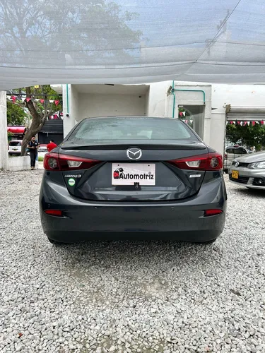 Mazda 3 2.0 Touring At