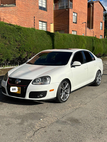 Volkswagen Bora 2.0 Gli