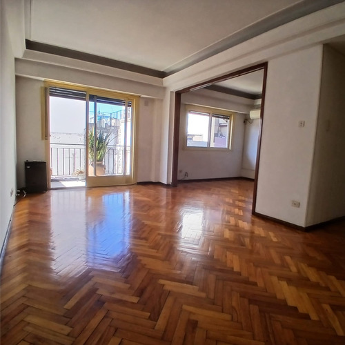 Excelente Dpto Piso A La Calle Balvanera Cerca De Las Universidades