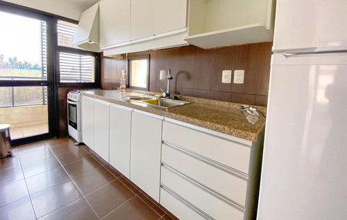 Imagen 5 de 10 de Apartamento Con Renta, 2d Con Estufa Y Parrillero