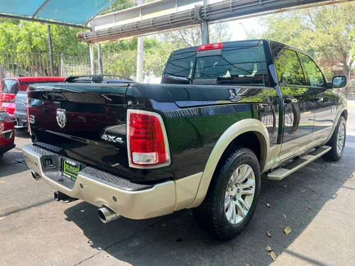 Dodge Ram 2500 5.7 Laramie Longhorn Crew Cab 4x4