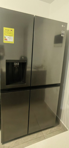 Refrigerador LG Gris Uso 7 Meses