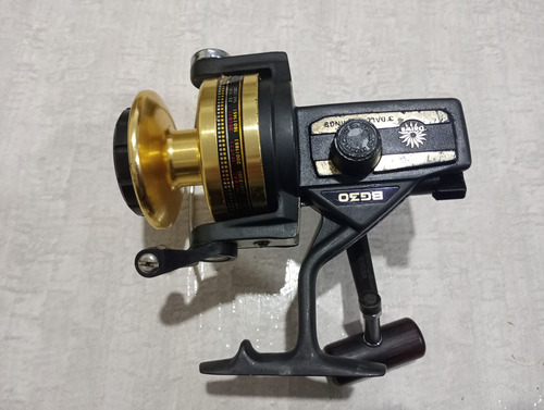 Molinete Daiwa Bg 30 Thailand Preto Direito/esquerdo (Usado)