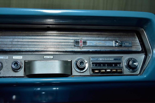Imagem 3 de 9 de Oldsmobile Cutlass 2 Portas