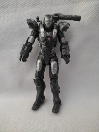 War Machine Iron Man Escala Marvel Universe Hasbro (Usado)