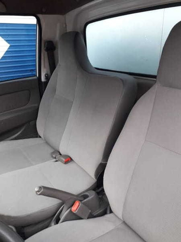 Imagem 5 de 8 de Hyundai Hr Bau Com Porta Lateral Pneus Semi-novos 2015