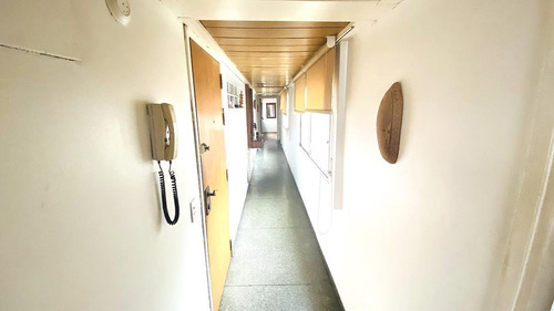 Imagen 13 de 17 de Venta De Apartamento Cuatro Dormitorios En Centro Garaje