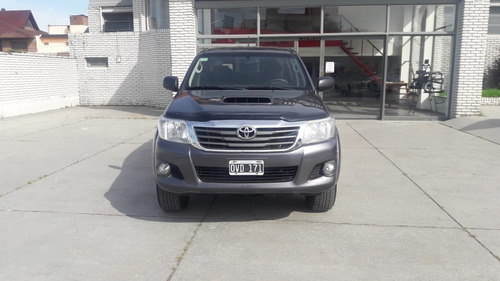 Hilux 4x2 C/d Sr 3.0 Tdi