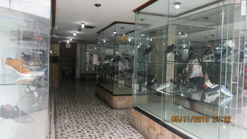 Comercial En Venta En El Centro Maracay Codigo 21- 11418 Jla