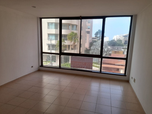 Se Vende Apartamento En Barrio El Golf - Código:  792341