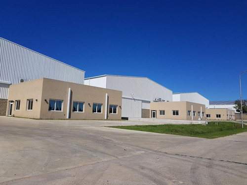 Imagen 1 de 30 de Nave Industrial Premium A Estrenar En El Parque Industrial Berazategui (pibera)