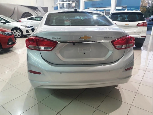 Imagen 5 de 17 de Chevrolet Cruze Premier 4p 2022 0km